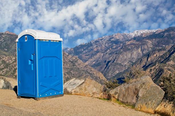 Best Portable restroom trailer rental  in Antwerp, OH